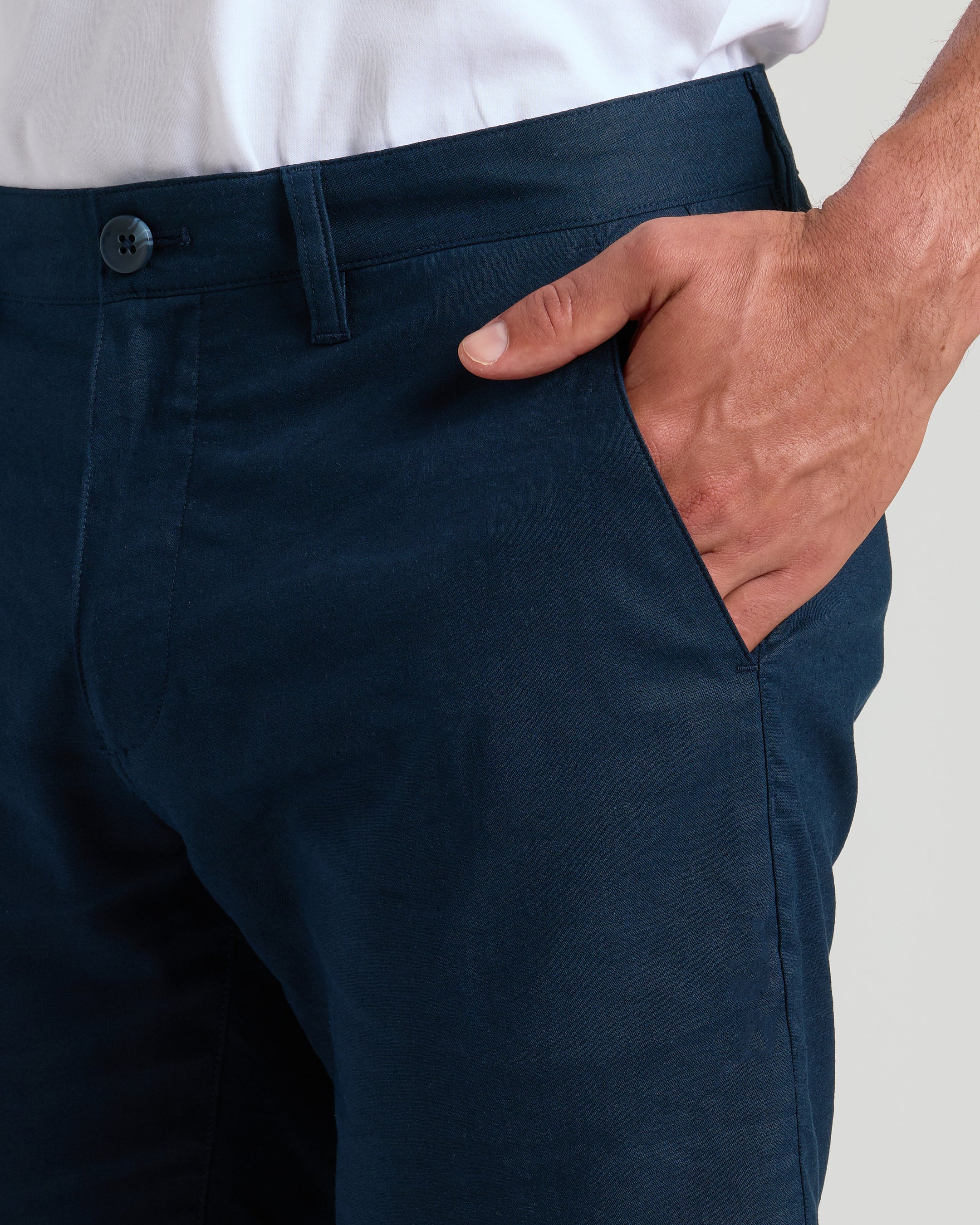 7" Navy Linen Shorts - Image 5