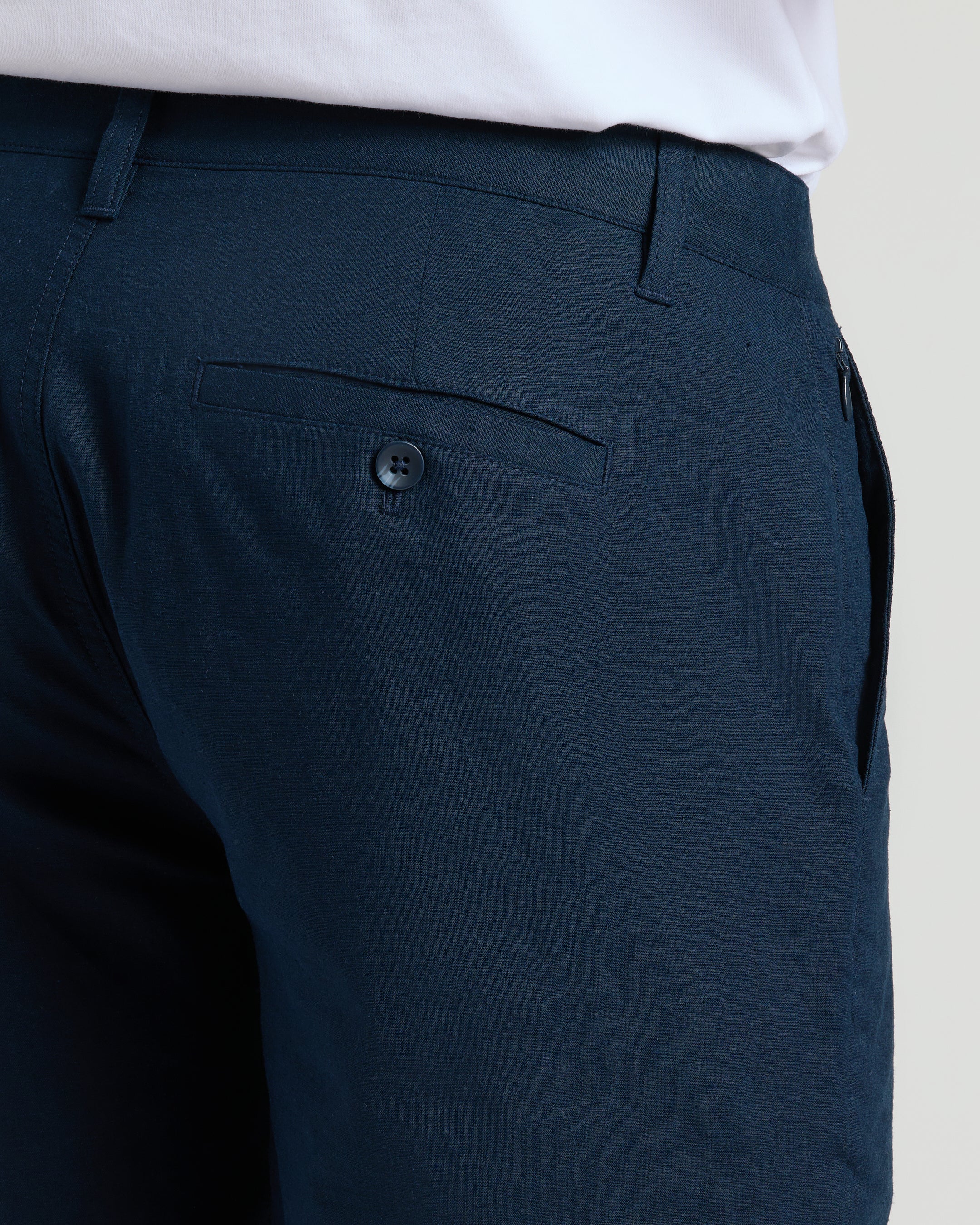 9" Navy Linen Shorts - Image 5
