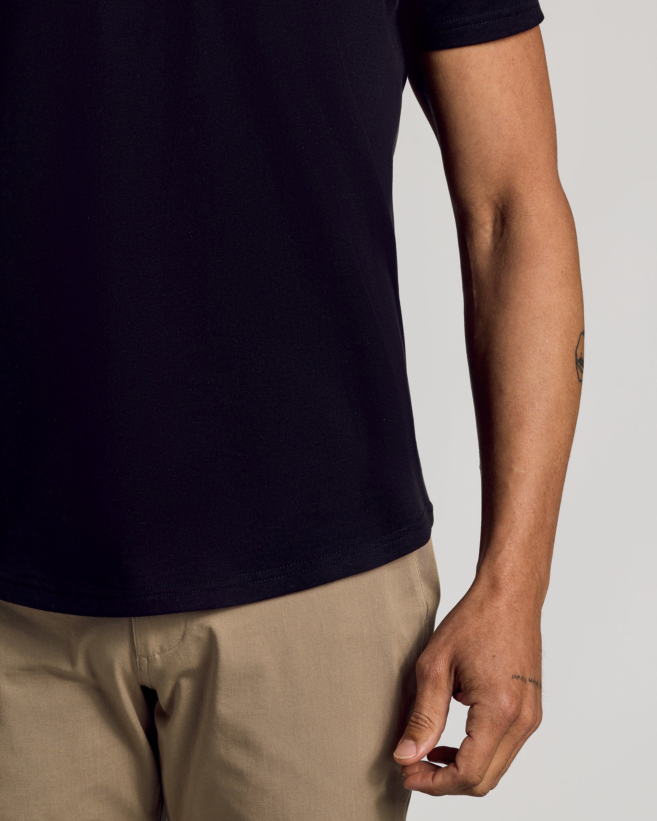 Black Curved Hem Classic Crew Neck 6-Pack - Image 6