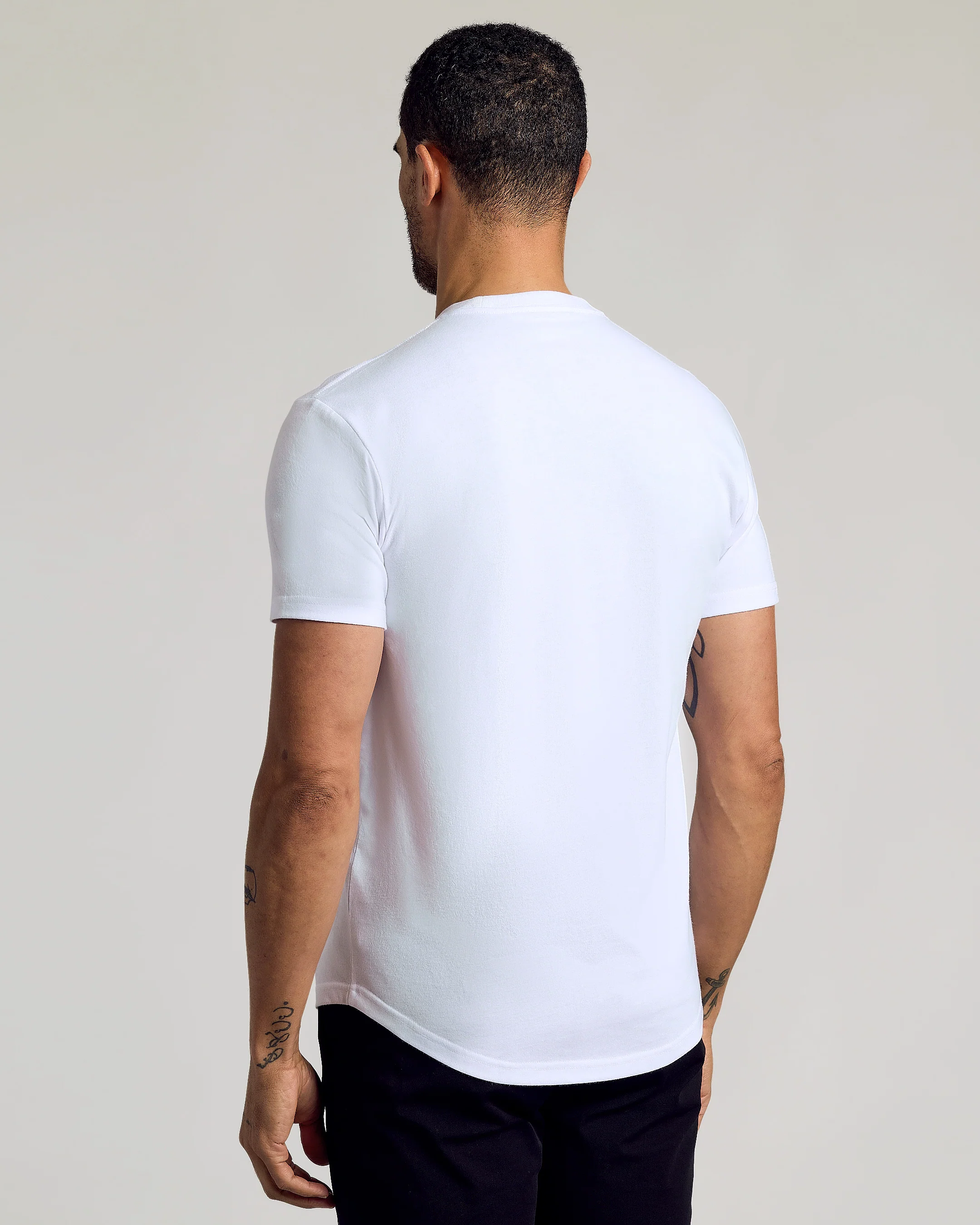 All White Curved Hem Classic Crew Neck 10-Pack - Image 4