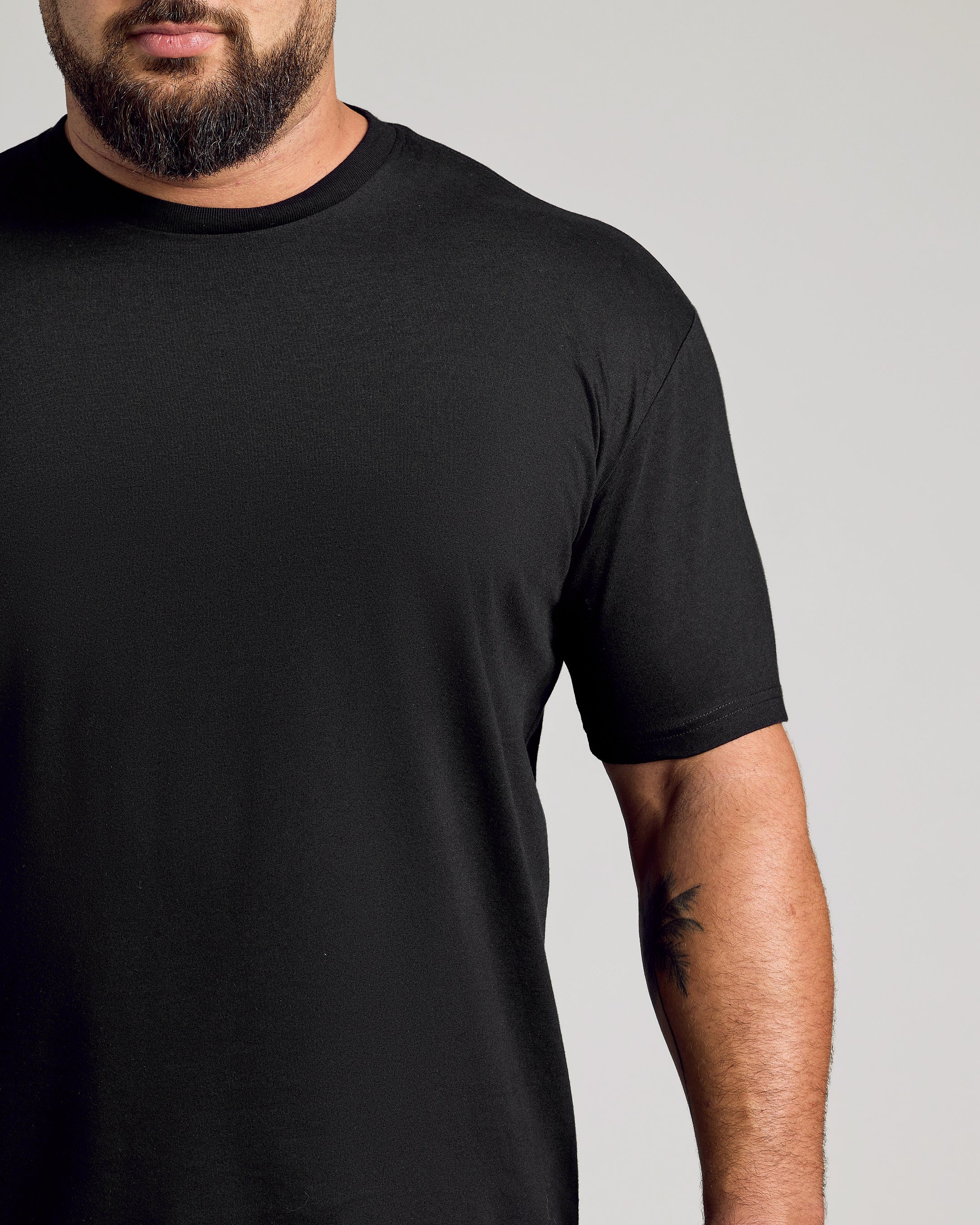 Black Classic Crew Neck - Image 14