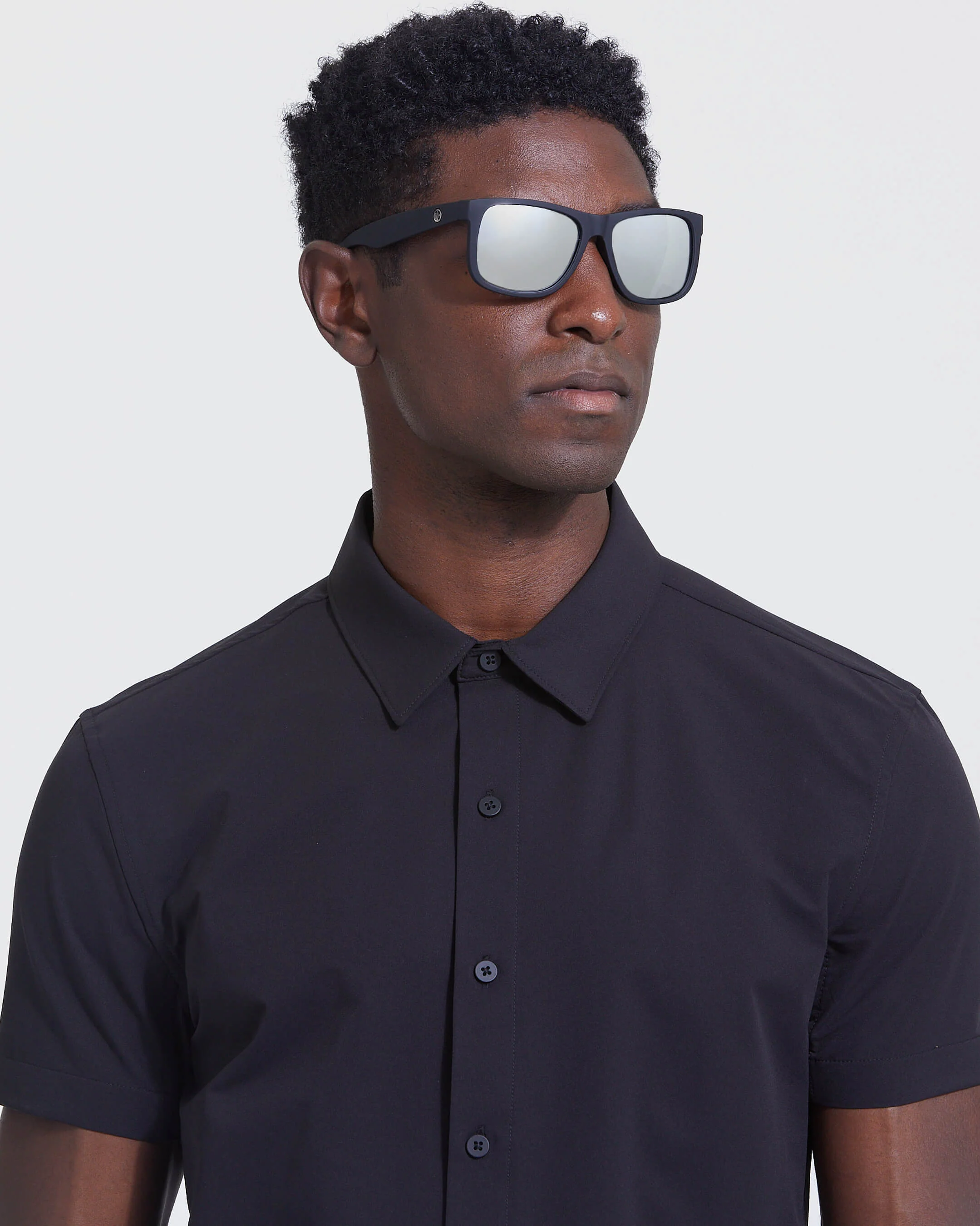 Black Mirror Classic Polarized Sunglasses - Image 5