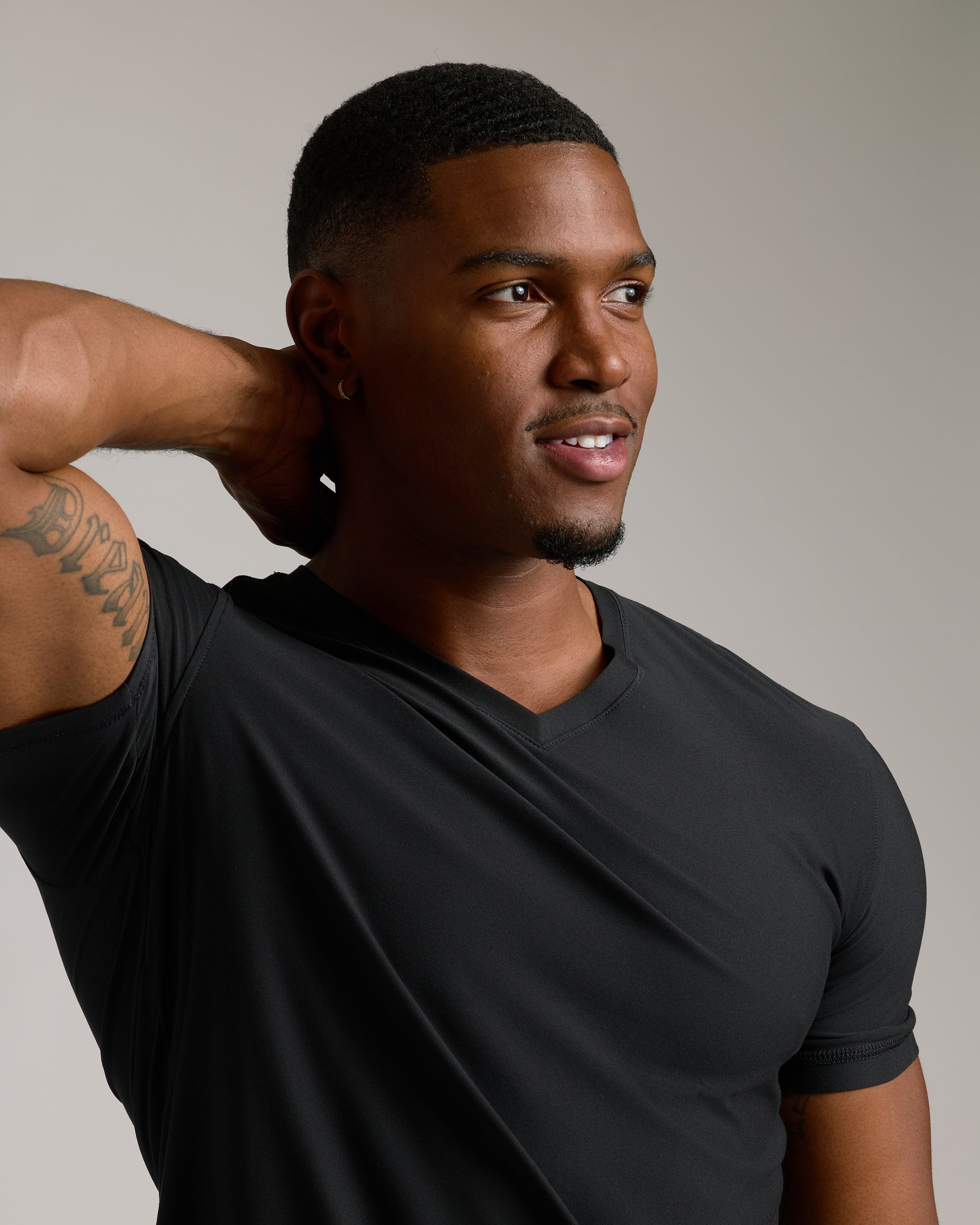 Black Tall Active V-Neck - Image 4