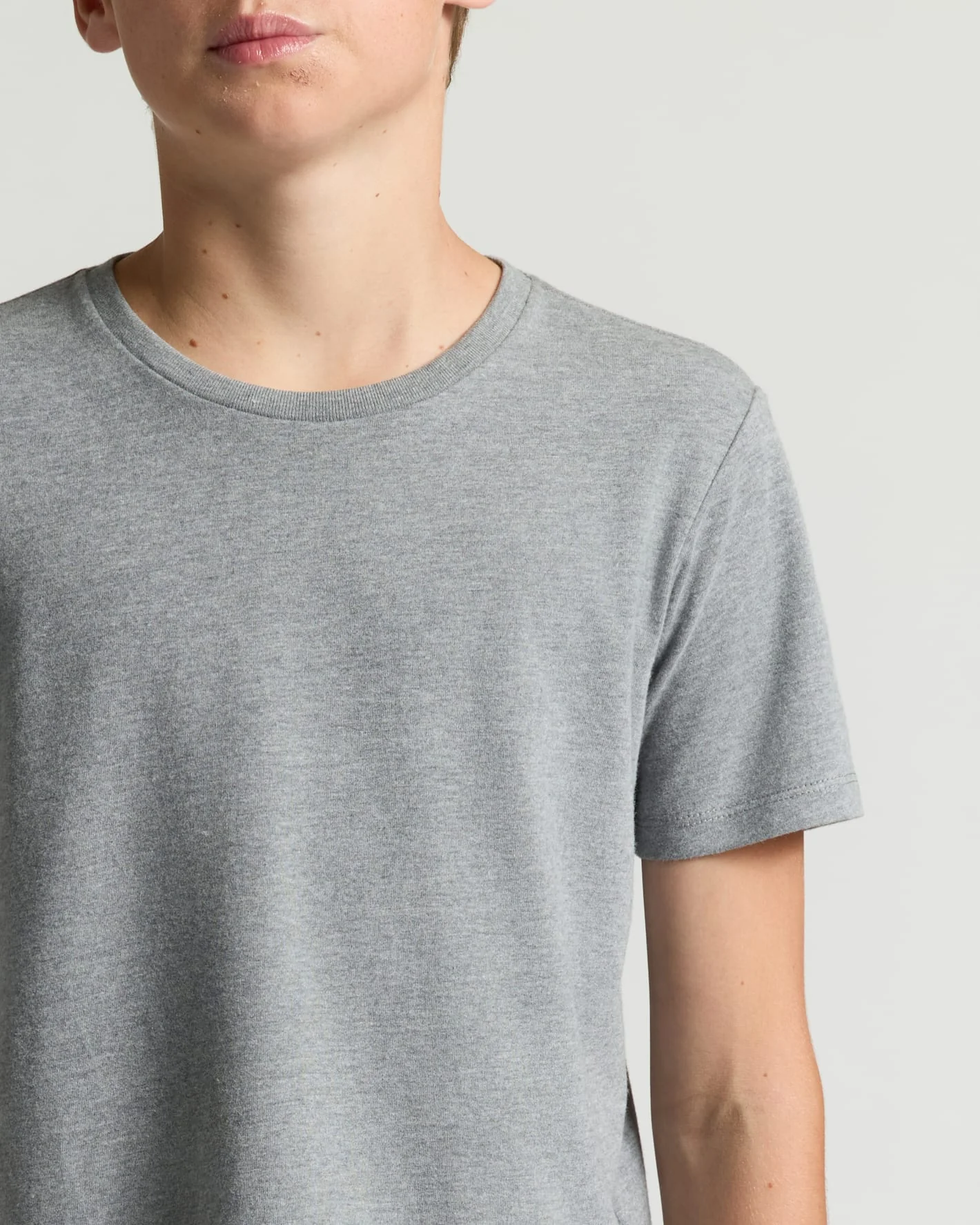 Boys' Classic Curved Hem Crew Neck 3-Pack - Image 8