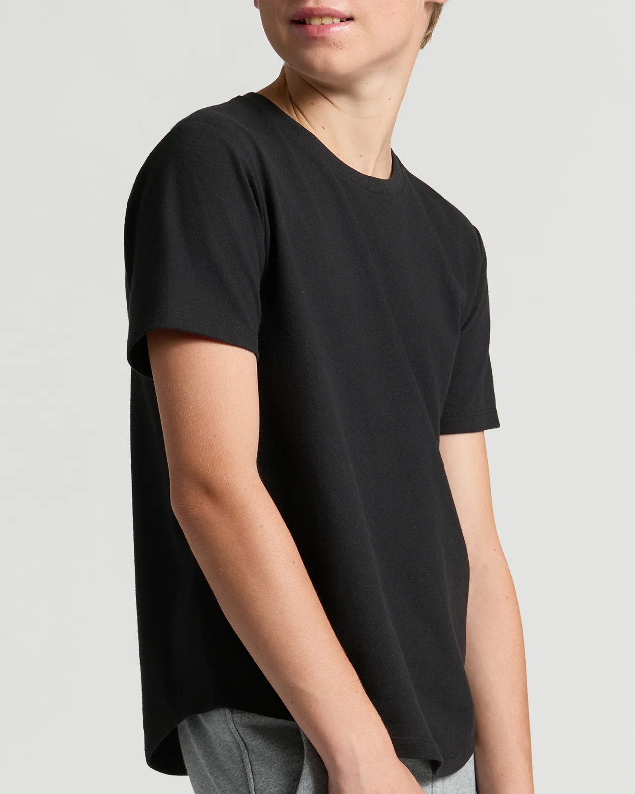 Boys' Classic Curved Hem Crew Neck 3-Pack - Image 5