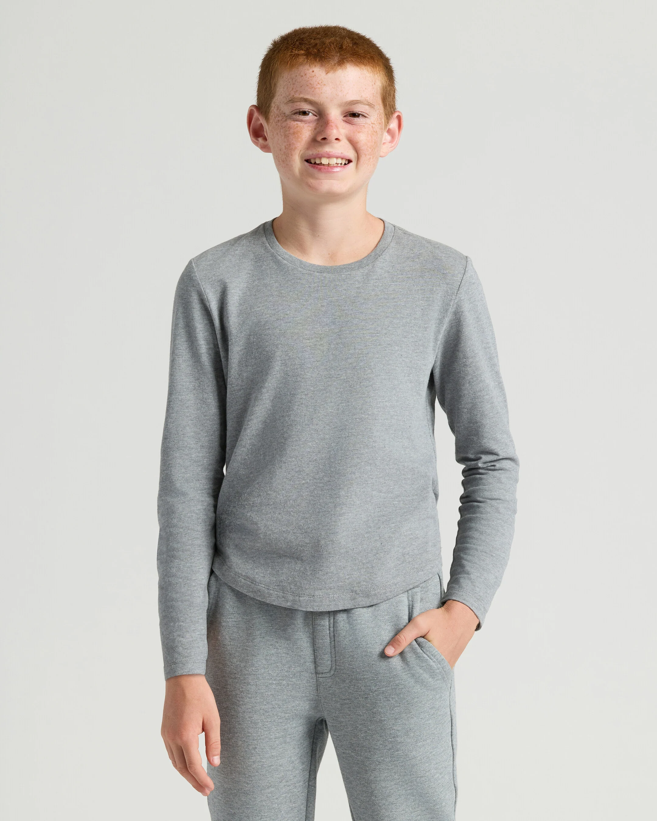 Boys' Classic Long Sleeve Curved Hem Crew Neck 3-Pack - Image 2