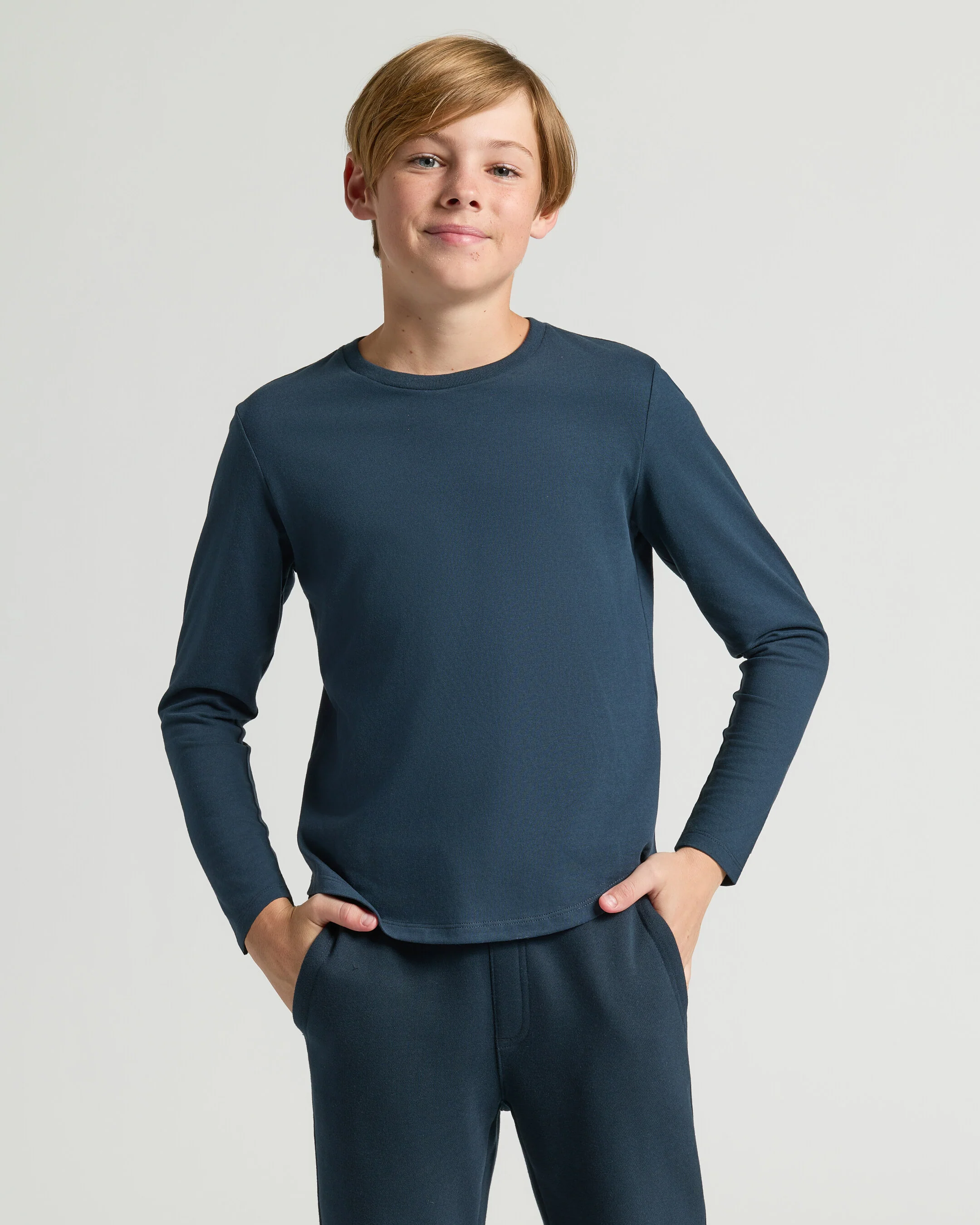 Boys' Classic Long Sleeve Curved Hem Crew Neck 3-Pack - Image 5