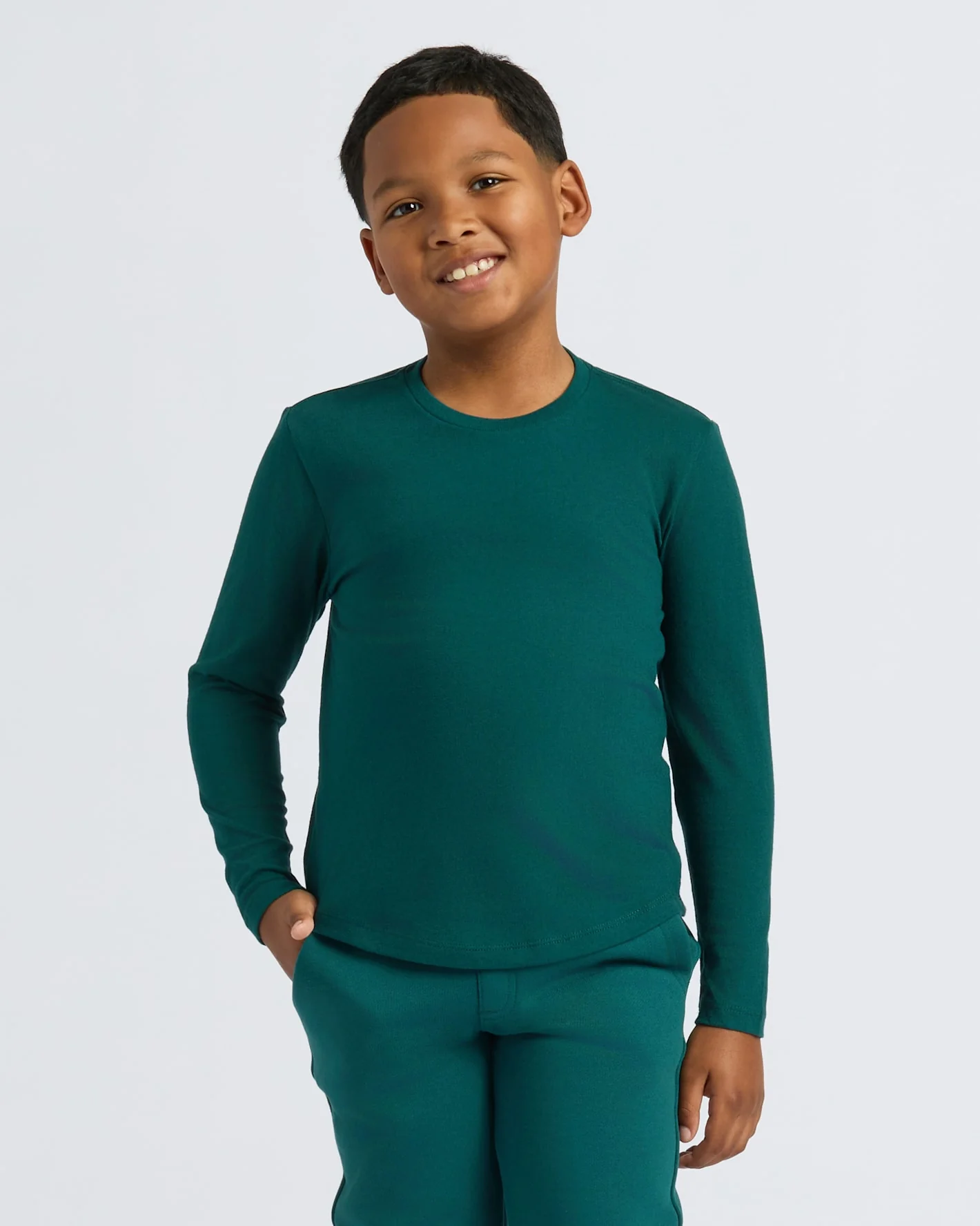 Boys' Classic Long Sleeve Curved Hem Crew Neck 6-Pack - Image 2