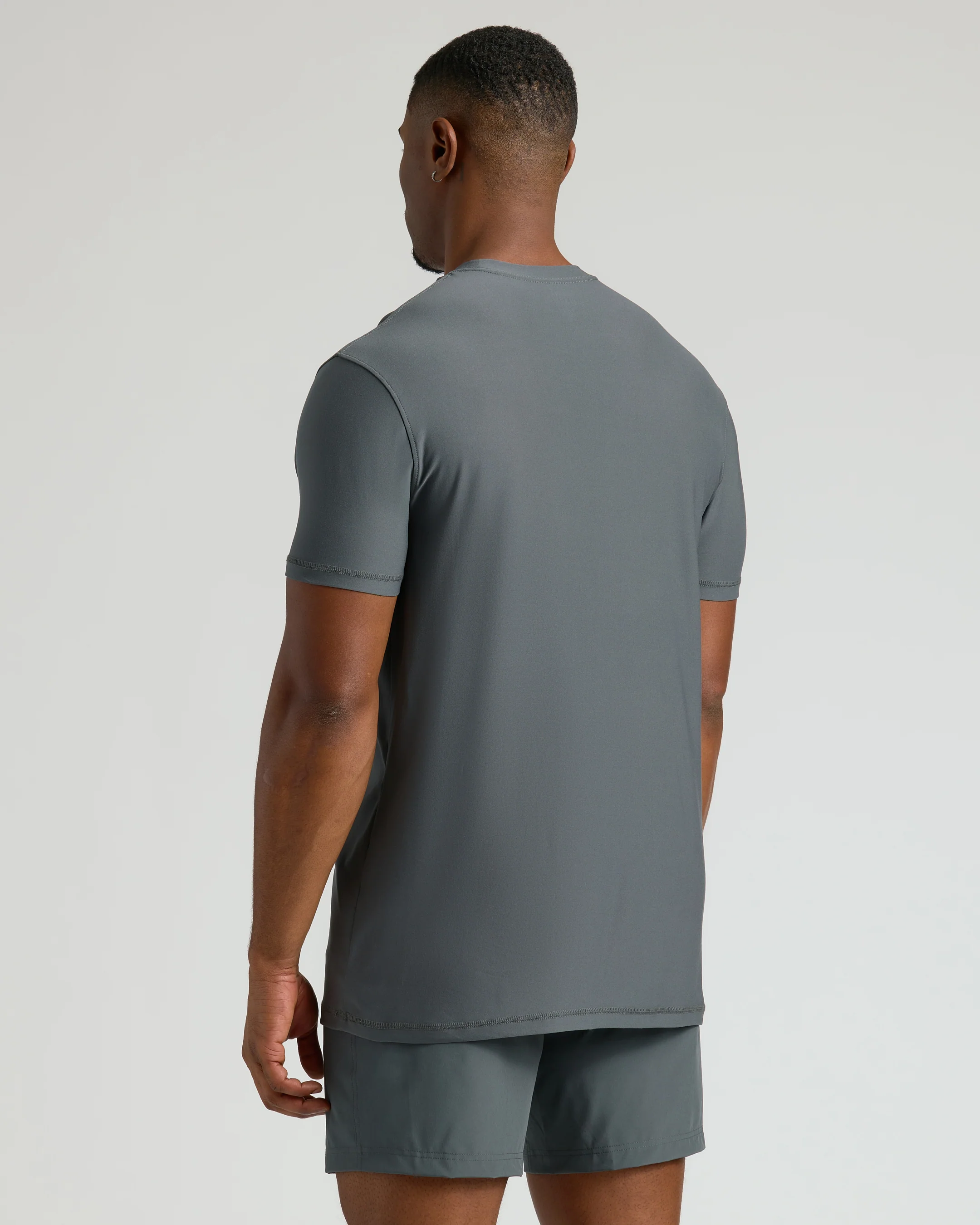 Carbon Tall Active Crew Neck 2.0 - Image 3
