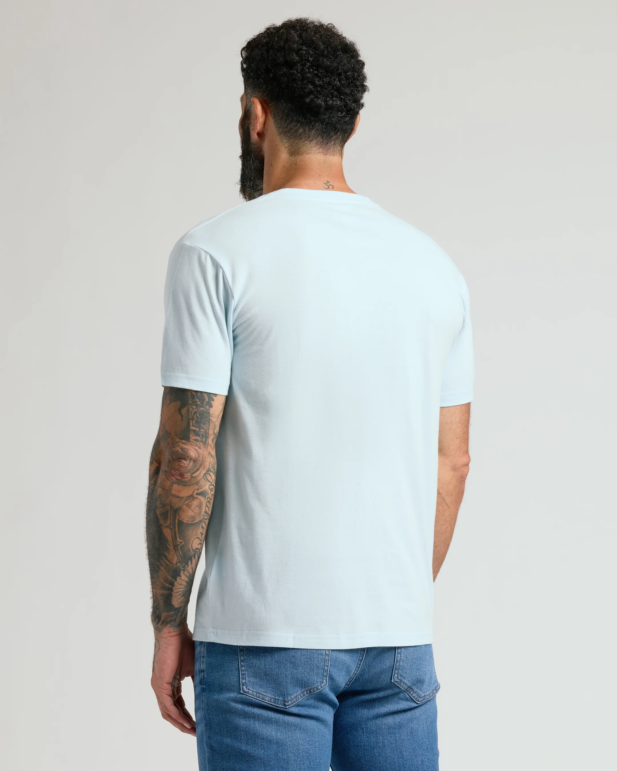 Icicle Classic V-Neck - Image 3