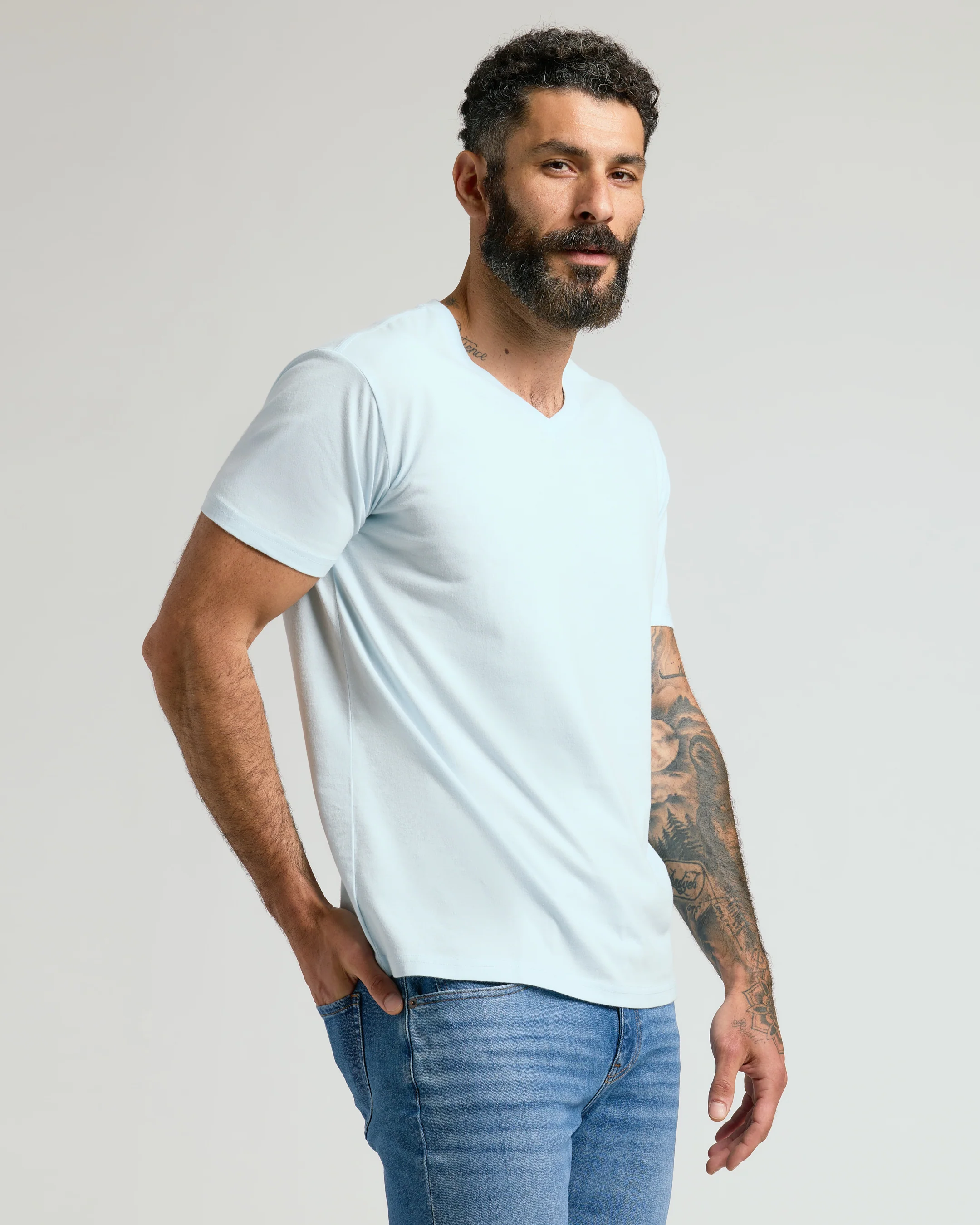 Icicle Classic V-Neck - Image 4