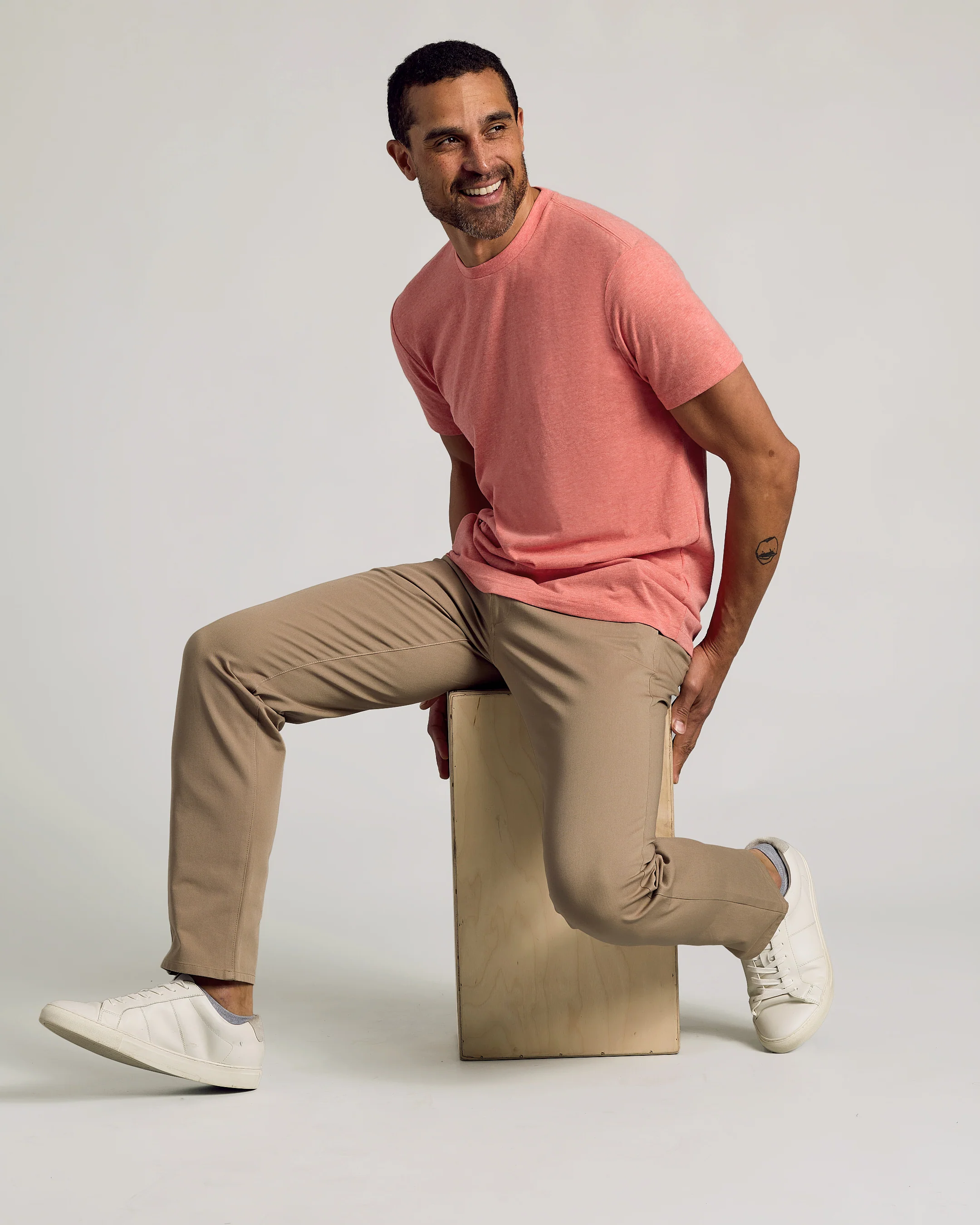 Light Heather Vermilion Classic Crew Neck - Image 4