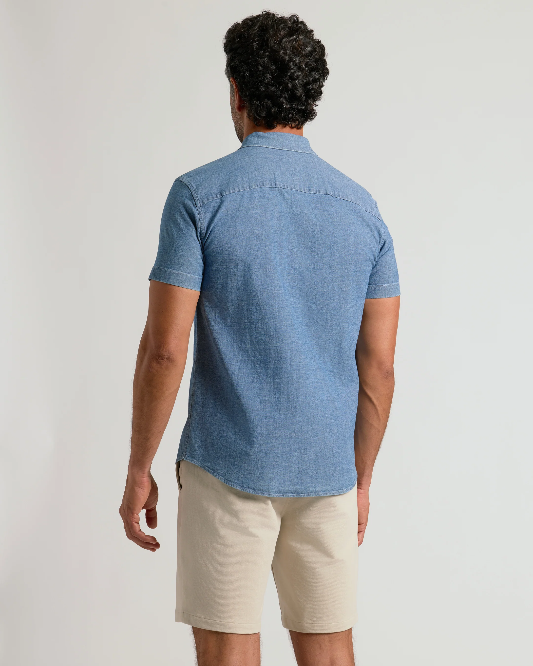 Light Indigo Wash Short Sleeve Stretch Chambray Shirt - Image 3