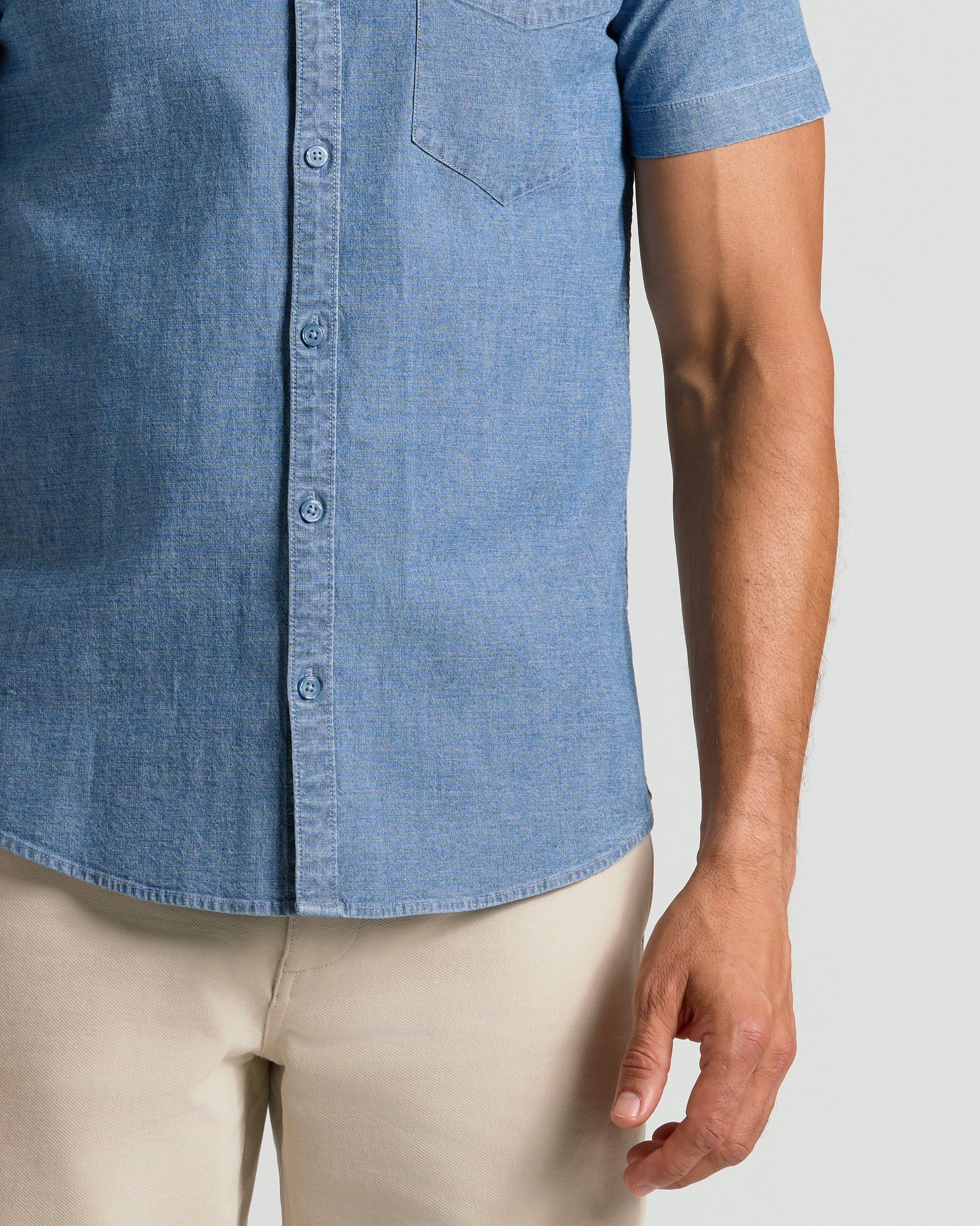 Light Indigo Wash Short Sleeve Stretch Chambray Shirt - Image 6