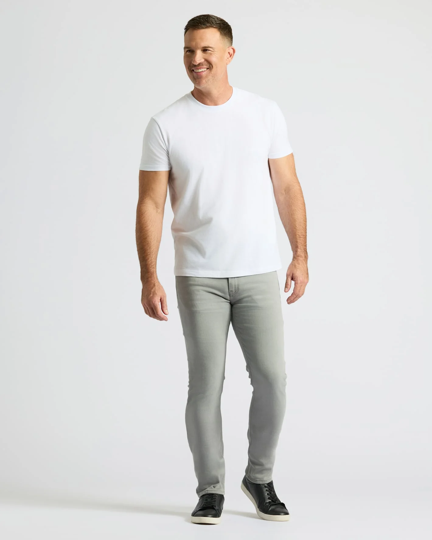 Medium Gray Wash Slim Comfort Stretch Jeans - Image 4