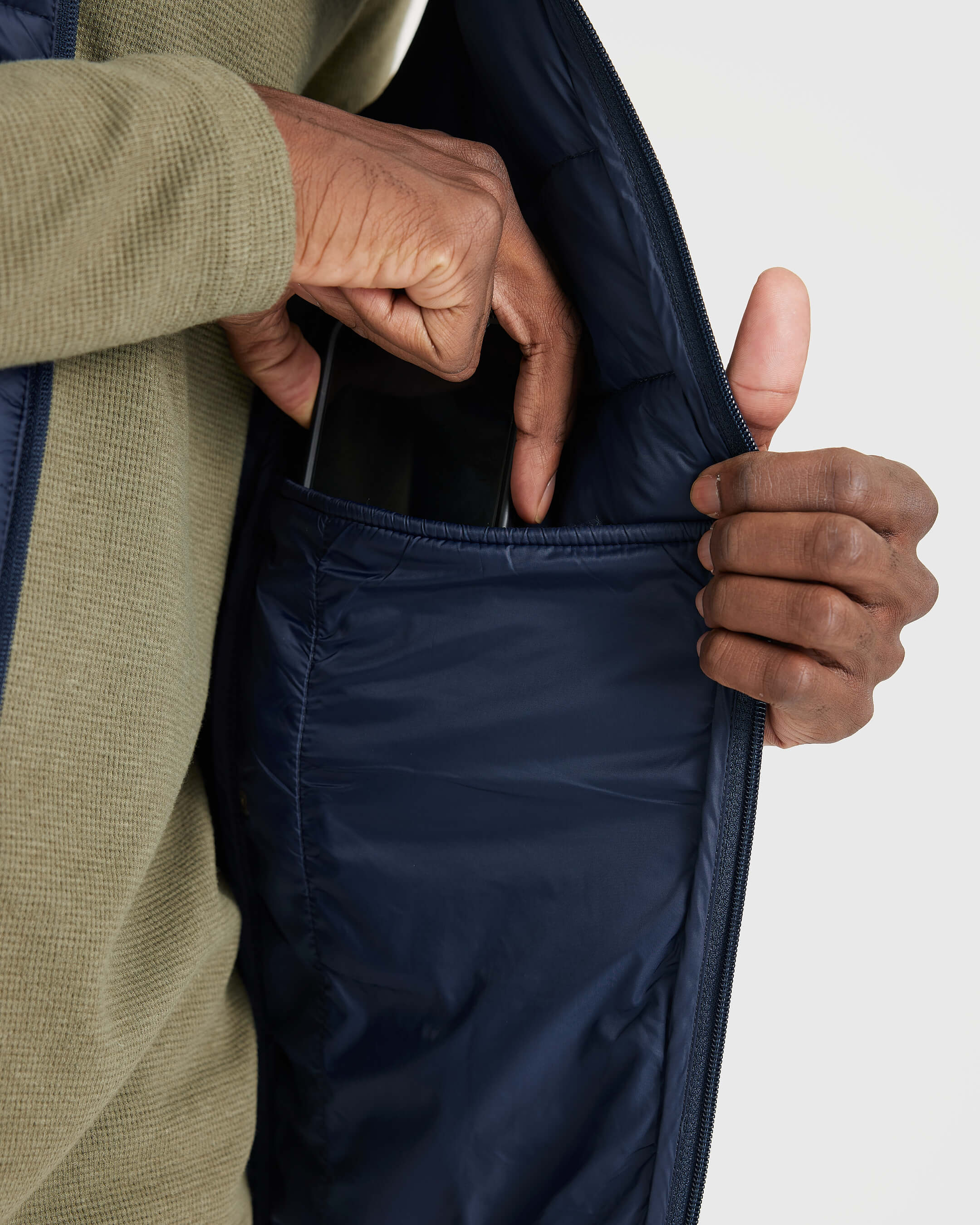 Navy Puffer Vest - Image 6
