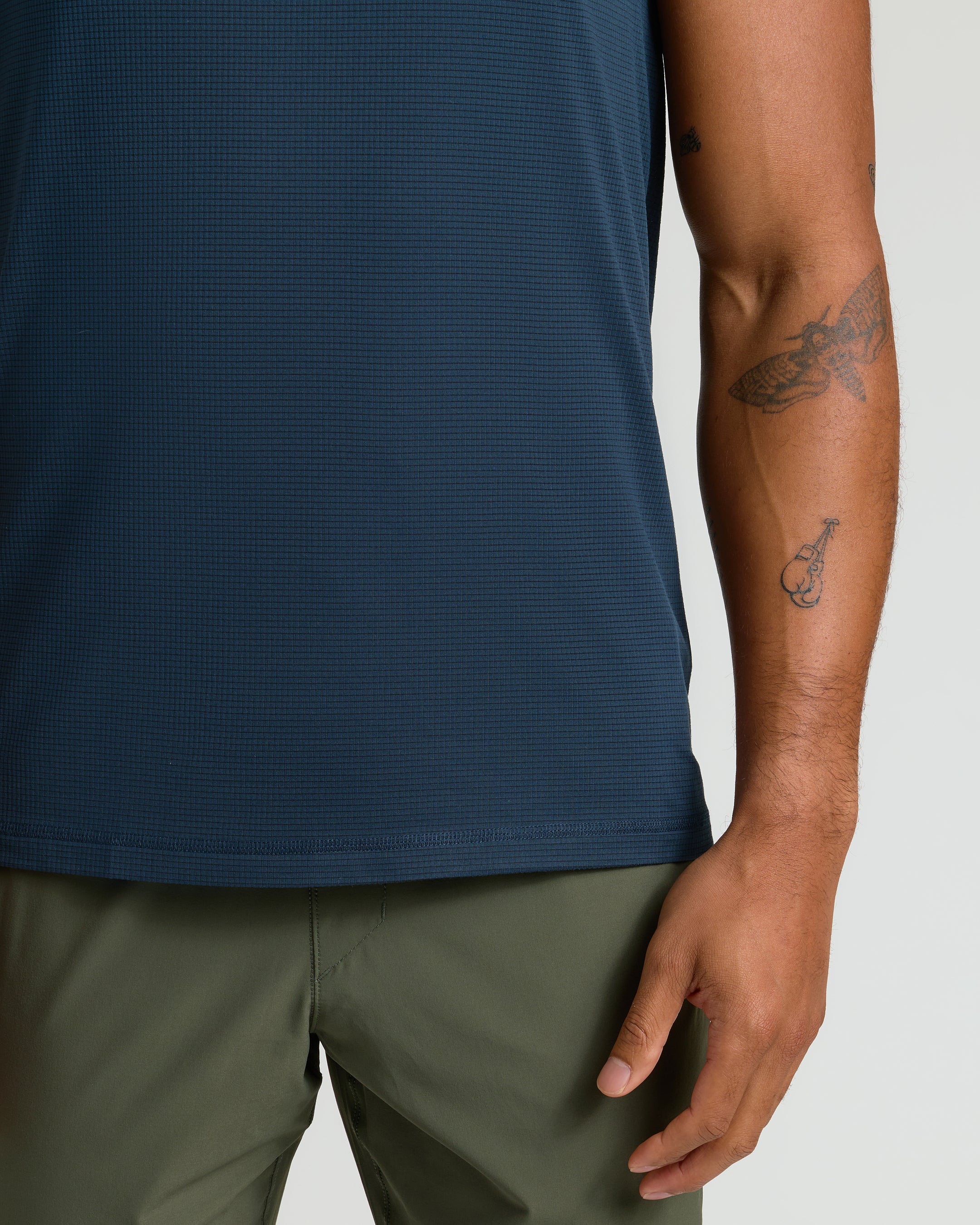 Navy Sleeveless Active Mesh Tank - Image 6