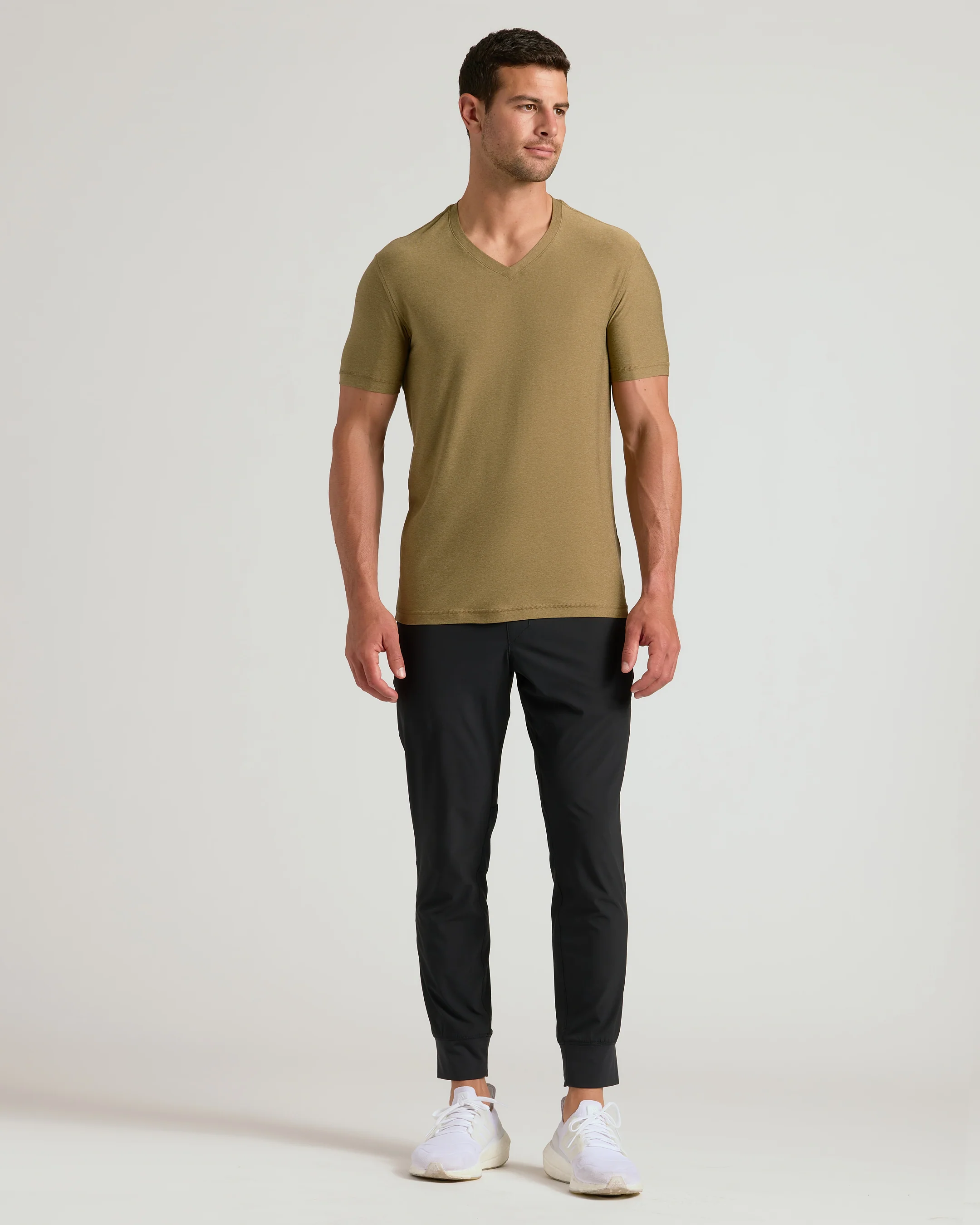 Overland Active V-Neck - Image 6