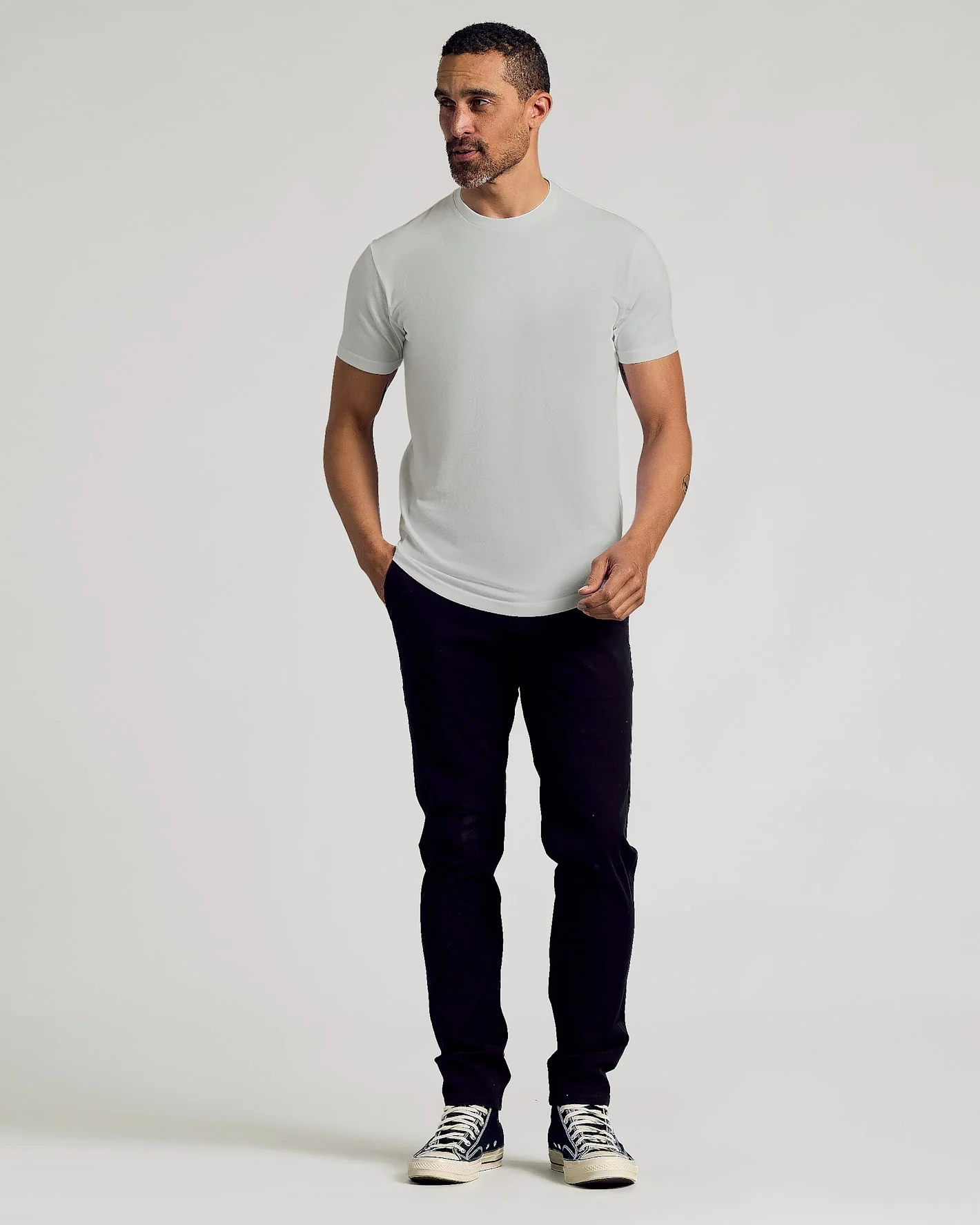Vapor Curved Hem Classic Crew Neck - Image 4